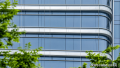 <b>其正在中国的首个集顶豪大平层、超等写字楼、</b>